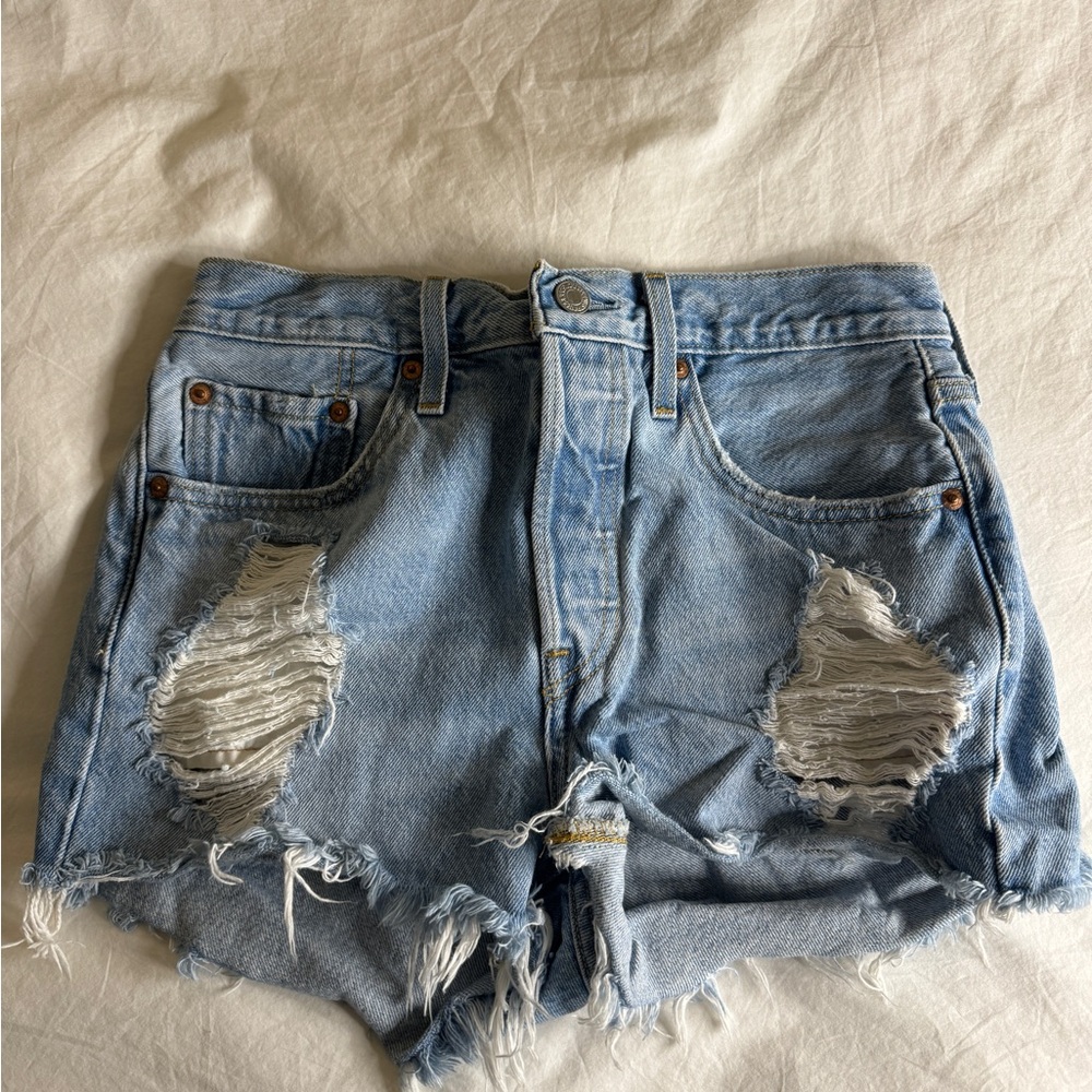 Distressed Levi Vintage Shorts